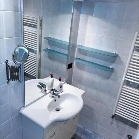 Fornace Apartman *